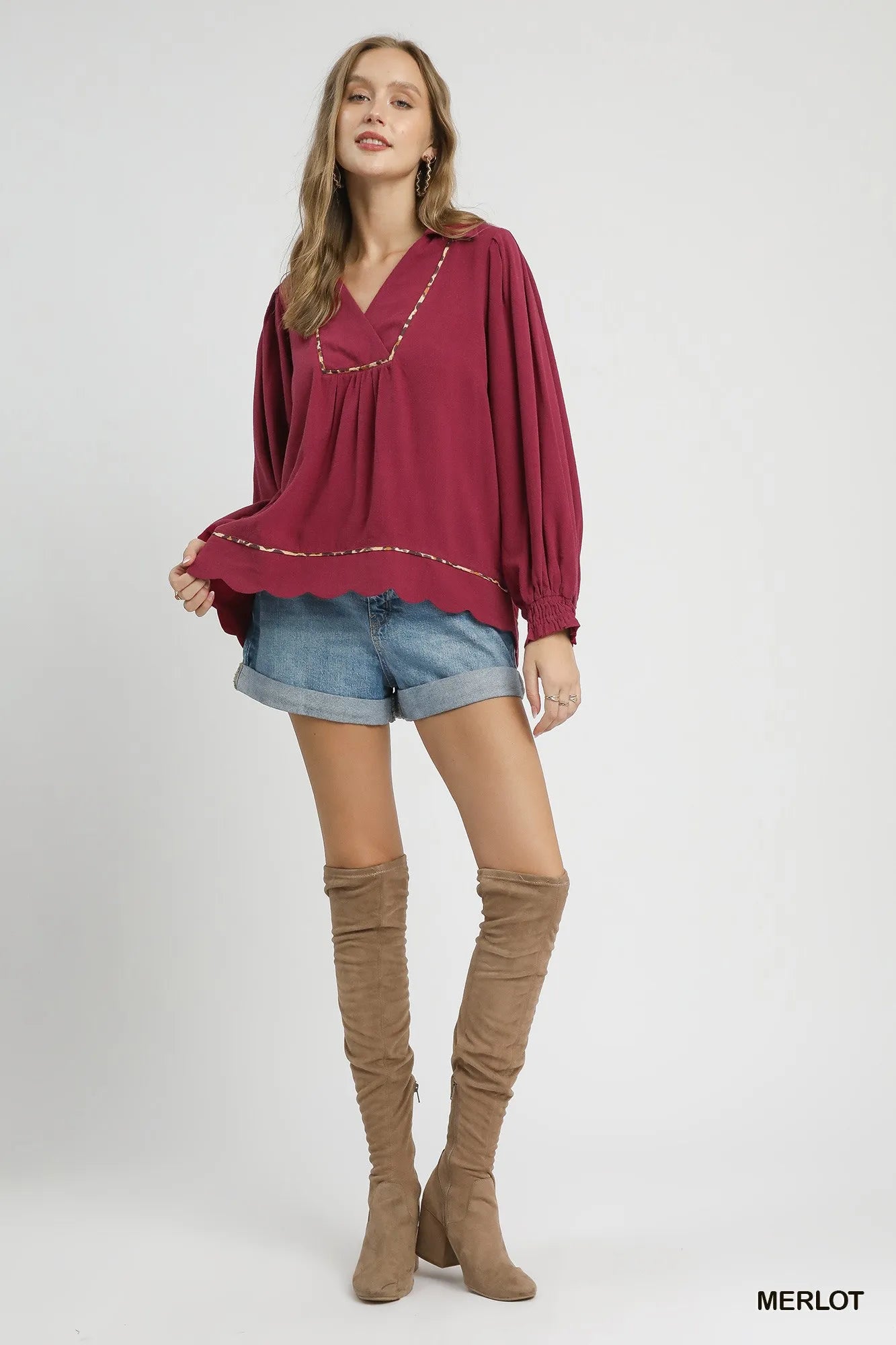 Umgee Full Size Linen Scallop Hem Blouse with Contrast Trim Plus Size - Oneira Fashions