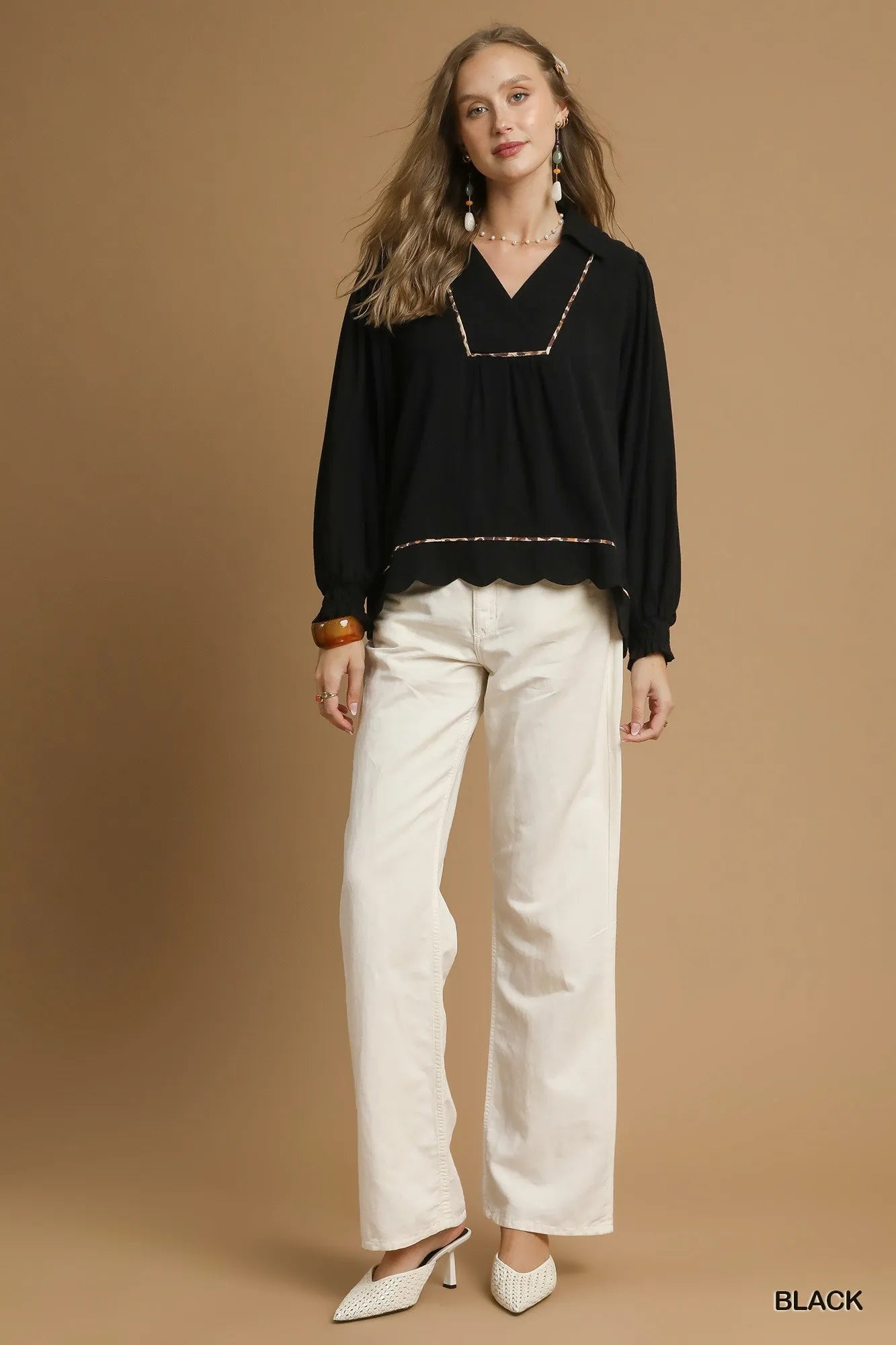 Umgee Full Size Linen Scallop Hem Blouse with Contrast Trim Plus Size - Oneira Fashions
